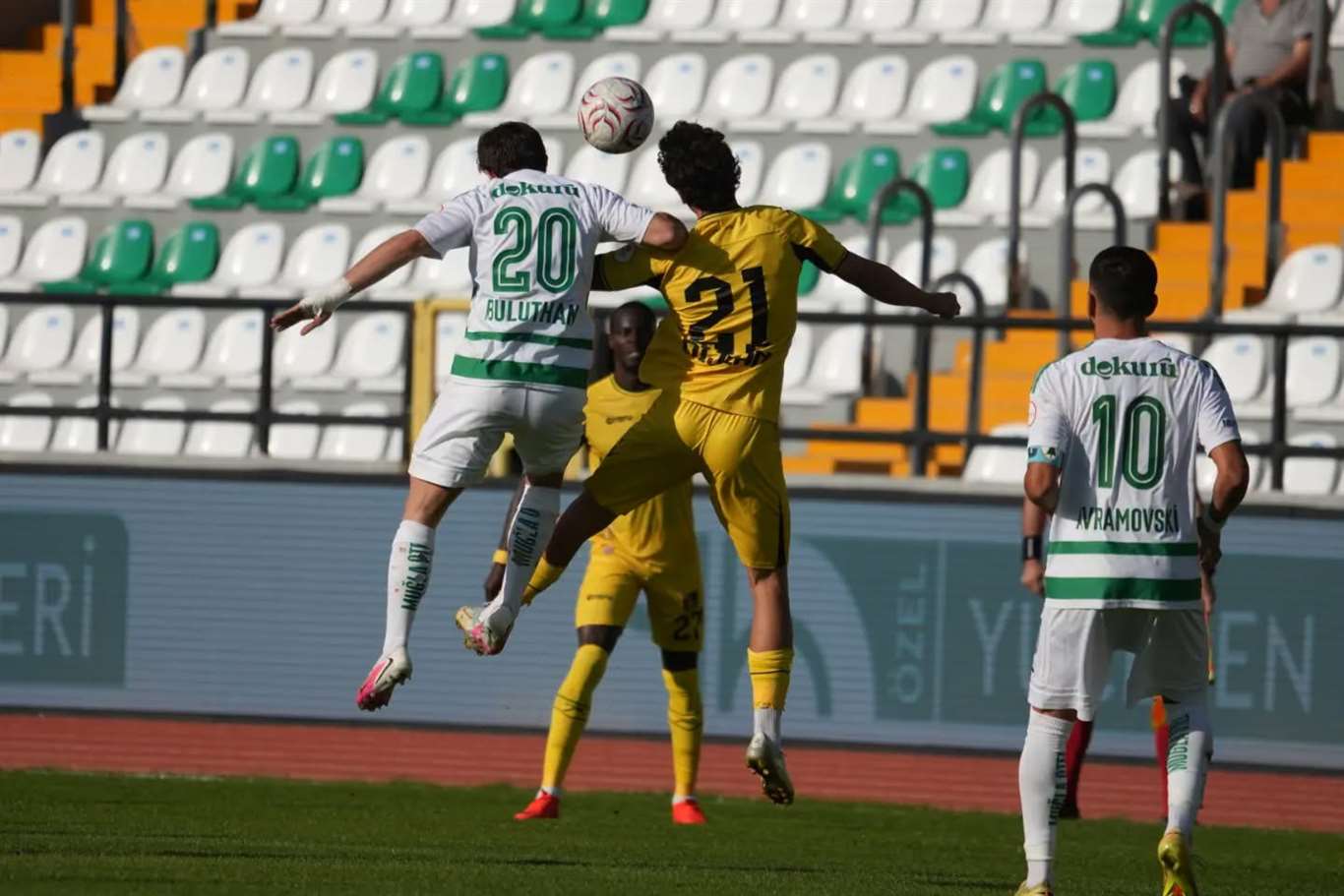       Muğlaspor ilk kez play-off hattında haberi